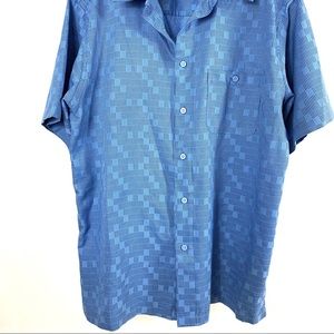 Haggar Men’s button down blue plaid shirt